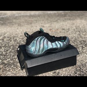 Nike Air Foamposite One Abalone size 10